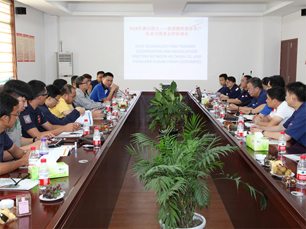 与细分领域客户做技术交流。